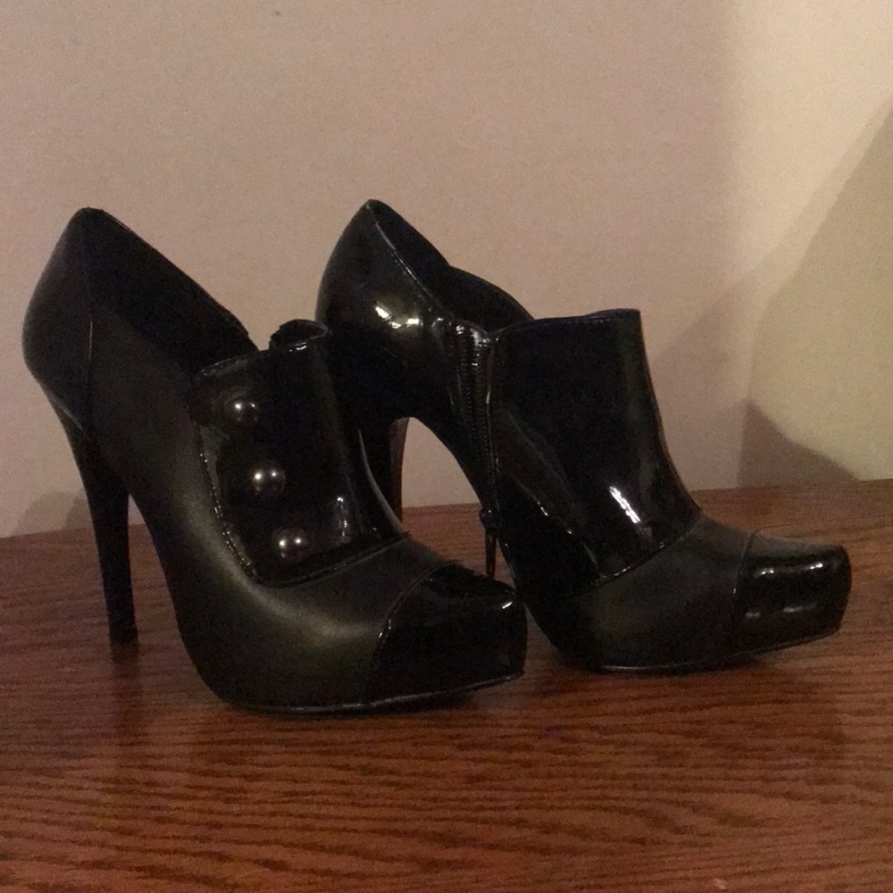 Bakers High Heeled ankle booties